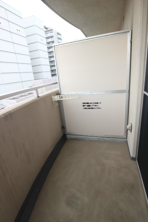 神戸アスタカレッジハイツ ベランダ