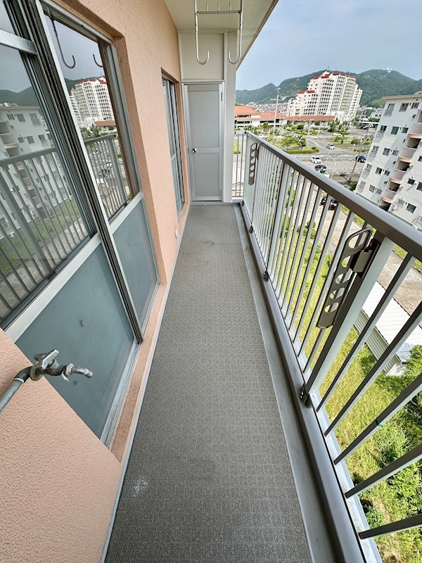 東垂水住宅7号棟 ベランダ