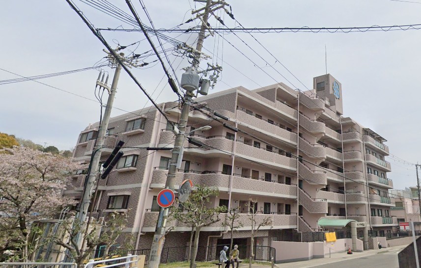 サンワプラザ塩屋 外観