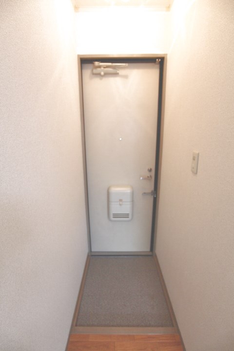エクセルハイツ 玄関
