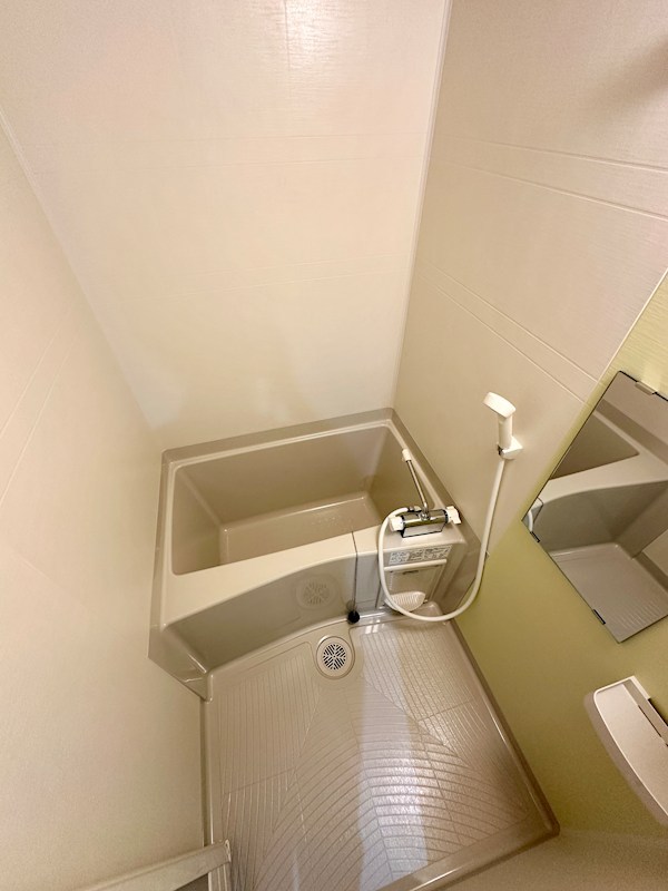 エフ ルブラ シーム 風呂画像