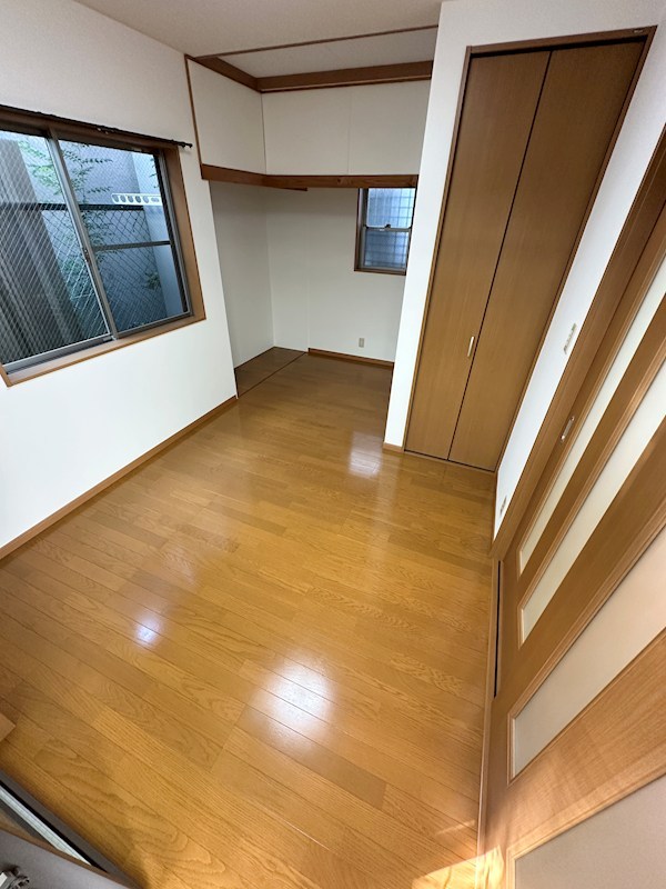 戸政町4丁目2-16戸建 ベッドルーム