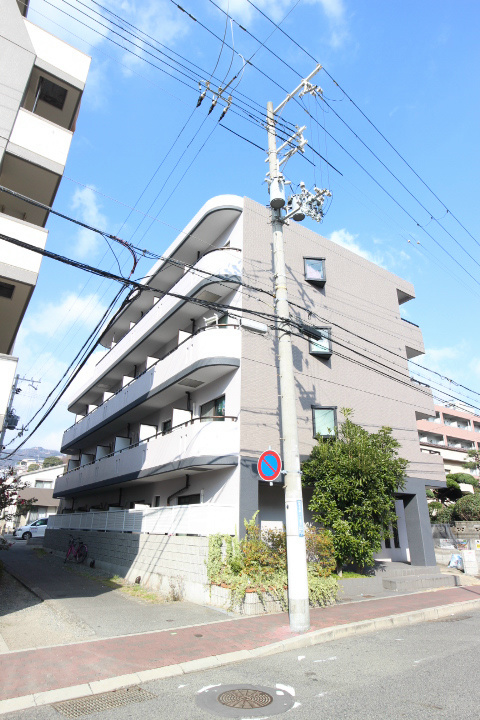 アンピエスＫ 外観