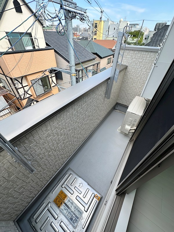 Regulus板宿 ベランダ