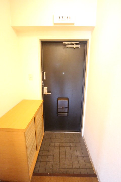 ハピネス東須磨 玄関