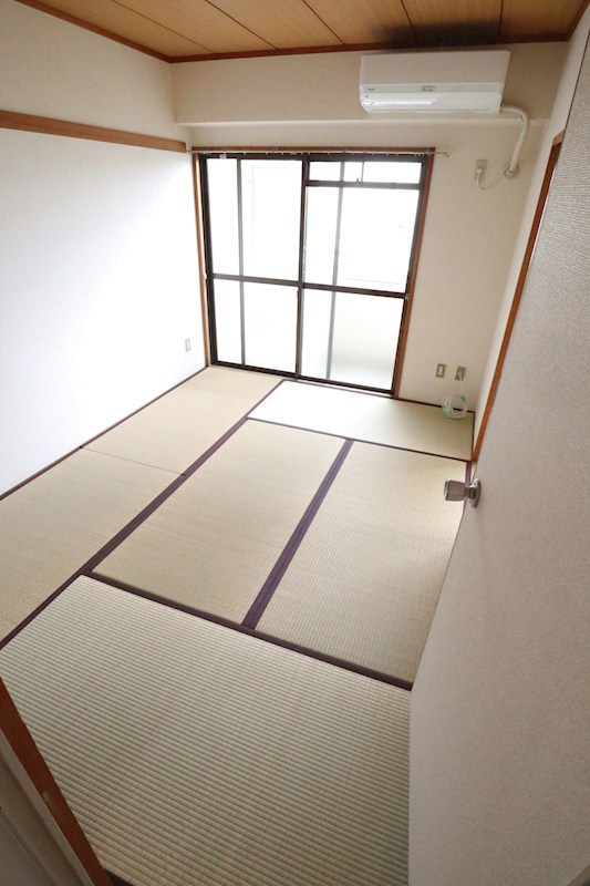シャロン長田 その他13