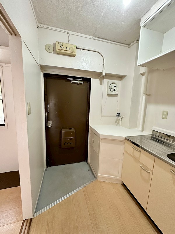 ヴィラナリー雲雀ヶ丘3号棟 玄関