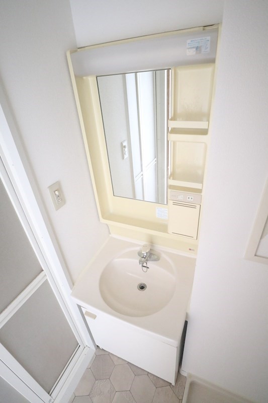 シャロン鷹取東 その他2