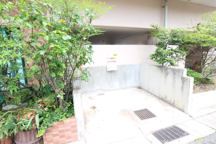 シャロン鷹取東 その他11