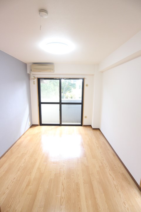 ラ・ヴィスタ板宿 リビング