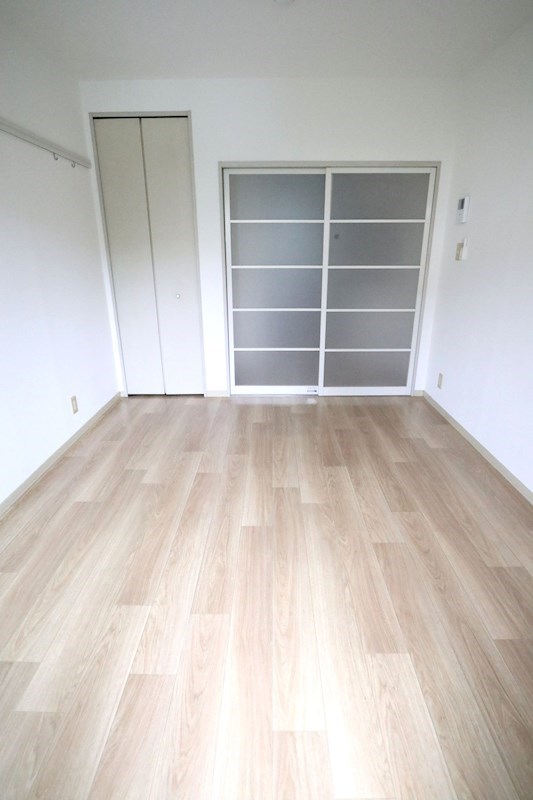 プラーフ西山 リビング