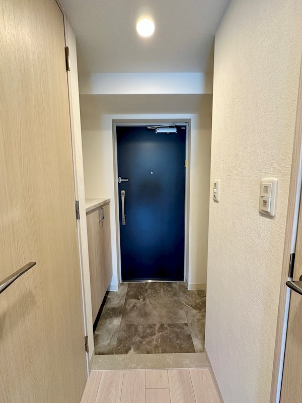 ファーストフィオーレ神戸ピアチェーレ 玄関