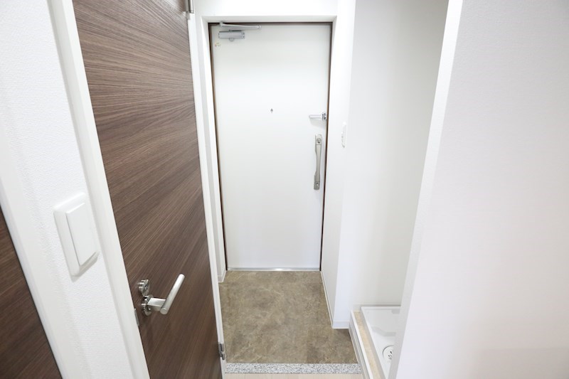 Luxe神戸WEST 玄関