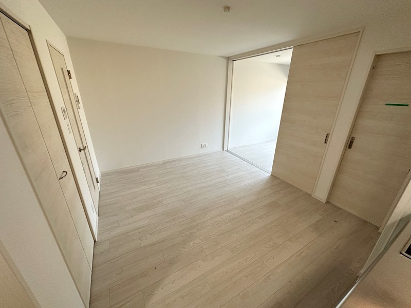 エフ アセシア デュマリス リビング