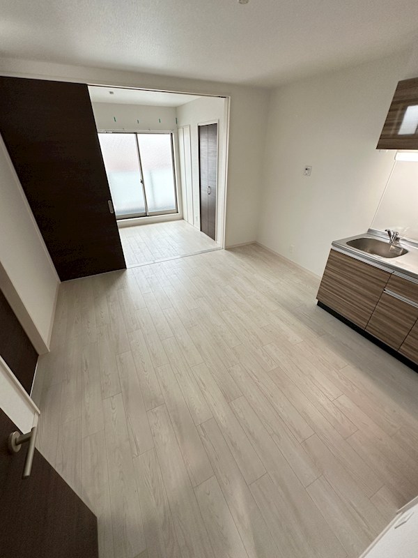 エフ アセシア デュマリス リビング