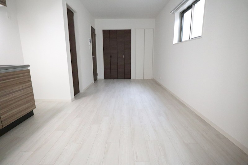 エフ アセシア デュマリス リビング