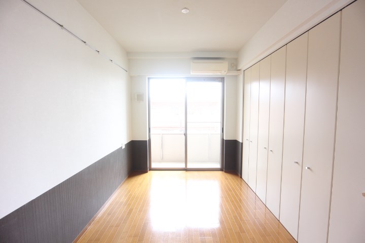 REGINA ベッドルーム