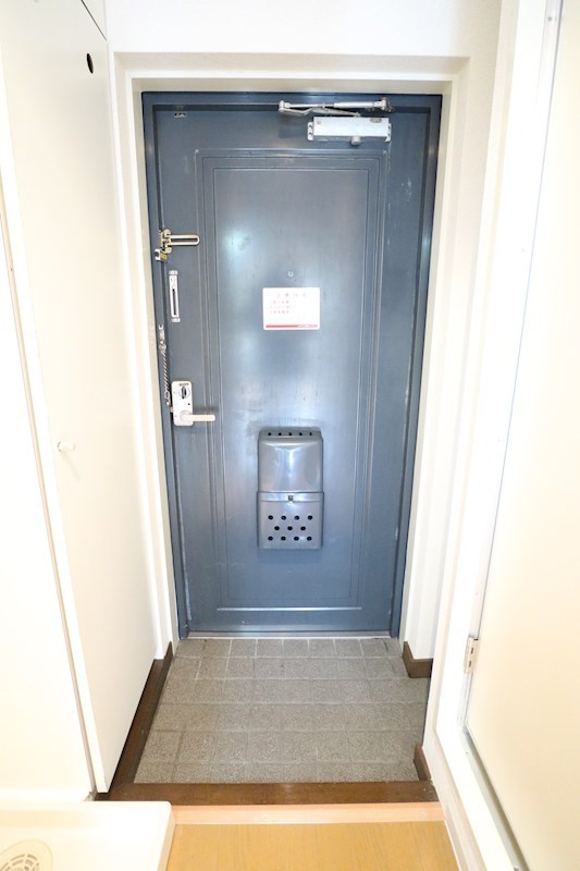 レジデンス長田 玄関