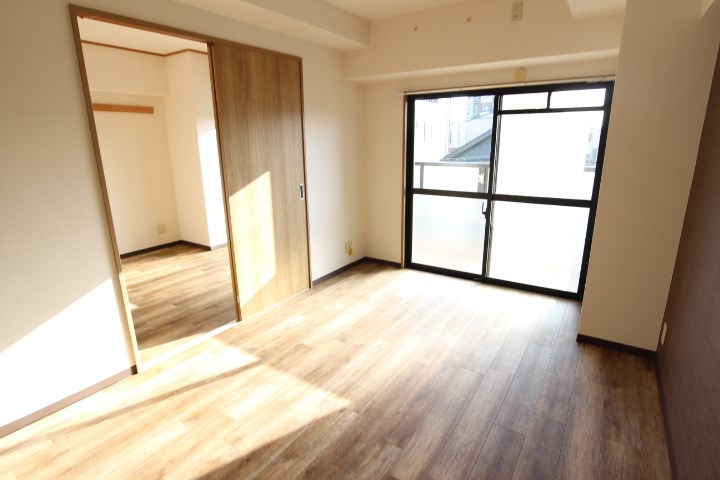 アネスト恵美寿 リビング