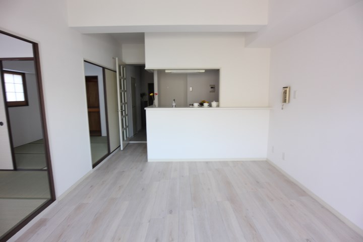 グリーンハイツ妙法寺Ａ棟 リビング