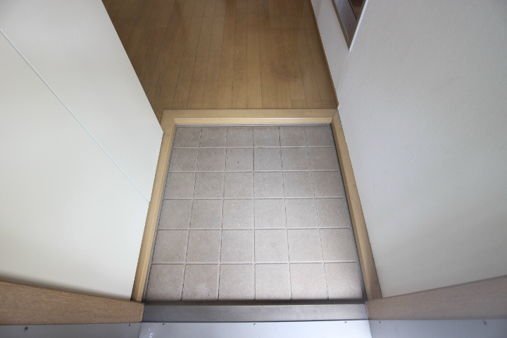 タウンハイム須磨南 玄関