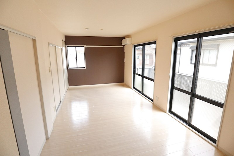 フレグランス谷御所 リビング