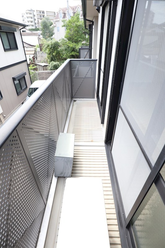 フレグランス谷御所 ベランダ