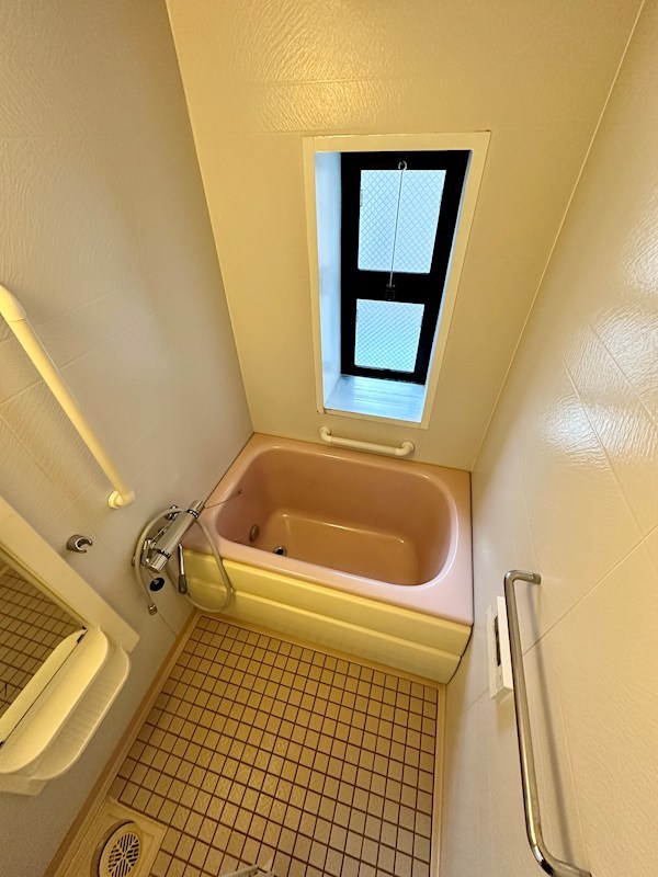 磯馴町6丁目戸建住宅 風呂画像