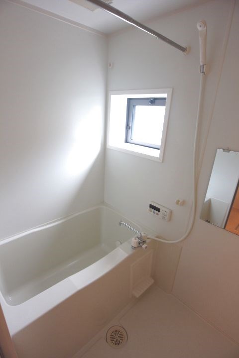 ガーデンコート車 風呂画像