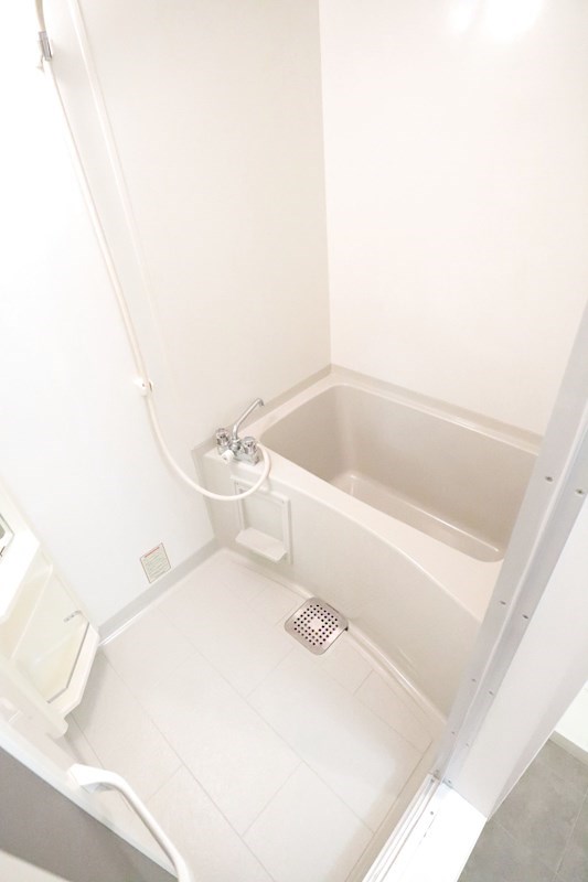 HITOMI DORMITORY 風呂画像