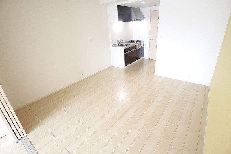 メルディアキューブ新長田 リビング