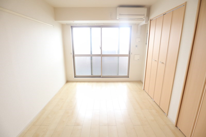 メルディアキューブ新長田 ベッドルーム