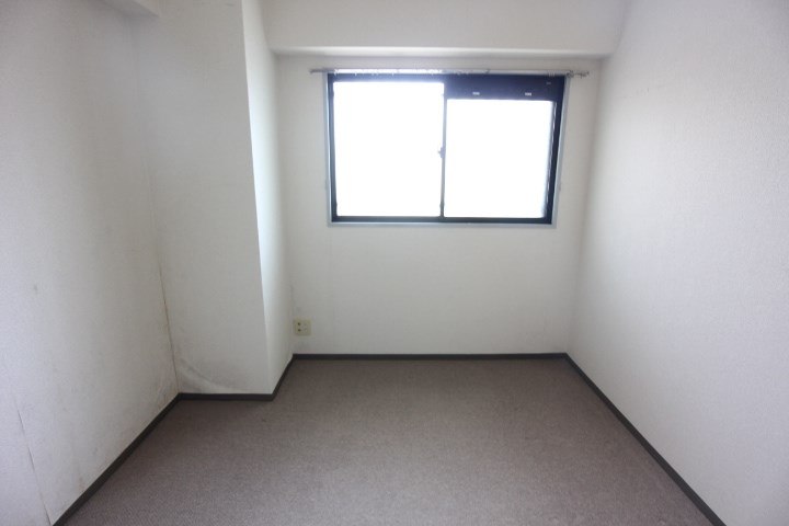 ロイヤル神戸池田広町 ベッドルーム