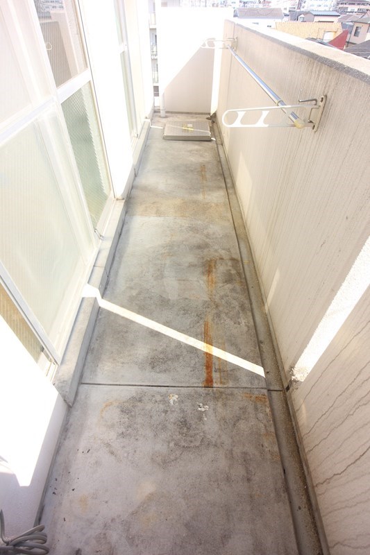 ミモザの館 ベランダ