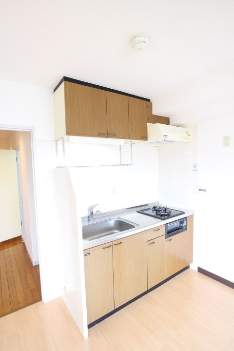 ロイヤル阪神 キッチン