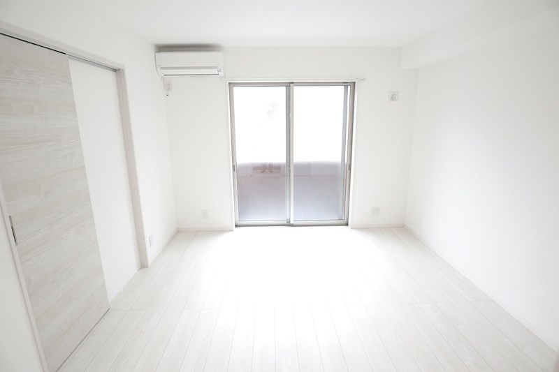 ワコーレヴィアーノ須磨行幸町 リビング