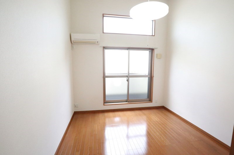 レジデンス伊川谷Ⅰ リビング