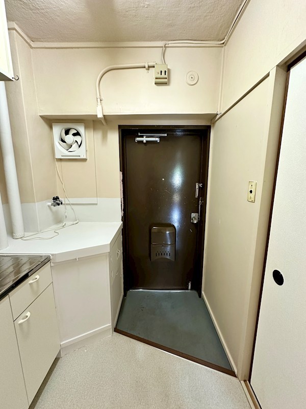 ヴィラナリー雲雀ヶ丘5号棟 玄関