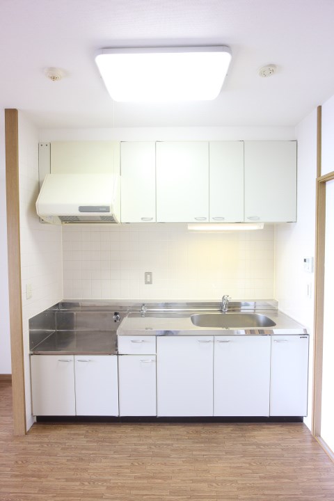 ヴィラナリー長田 キッチン