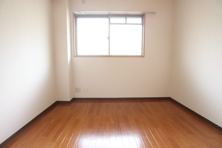 メイプル平和台 ベッドルーム