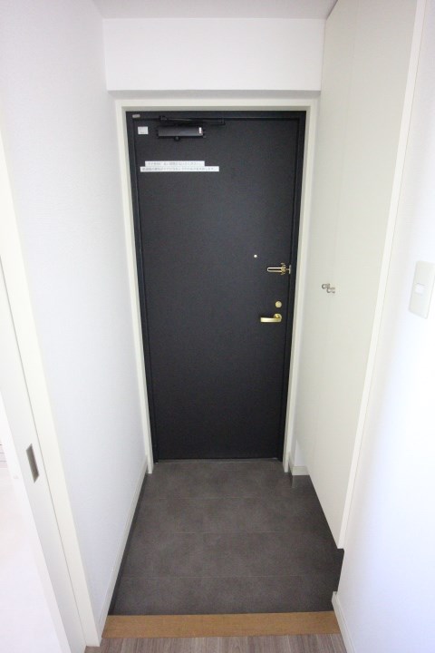 ワコーレヴィータ月見山 玄関