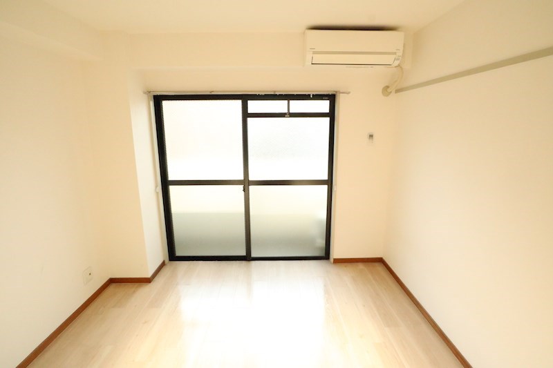 ポコアポコ須磨板宿 リビング