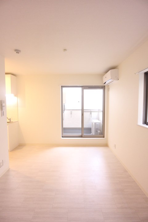 ルミエール西代Ｂ棟  ベッドルーム