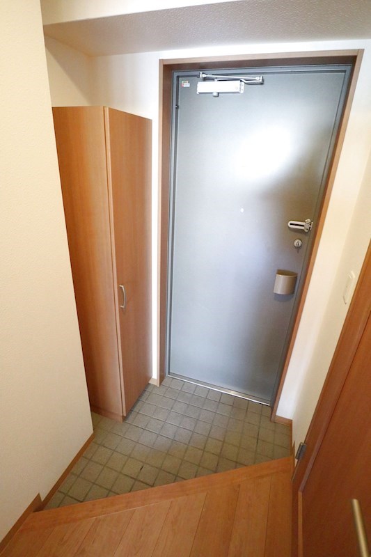 ラルーチェ新長田 玄関