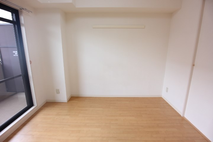 ロイヤル三ツ星Ⅱ リビング