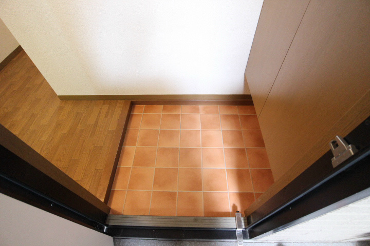 セゾン東須磨 玄関