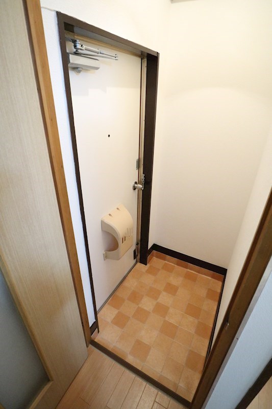 コーポ衣掛 玄関