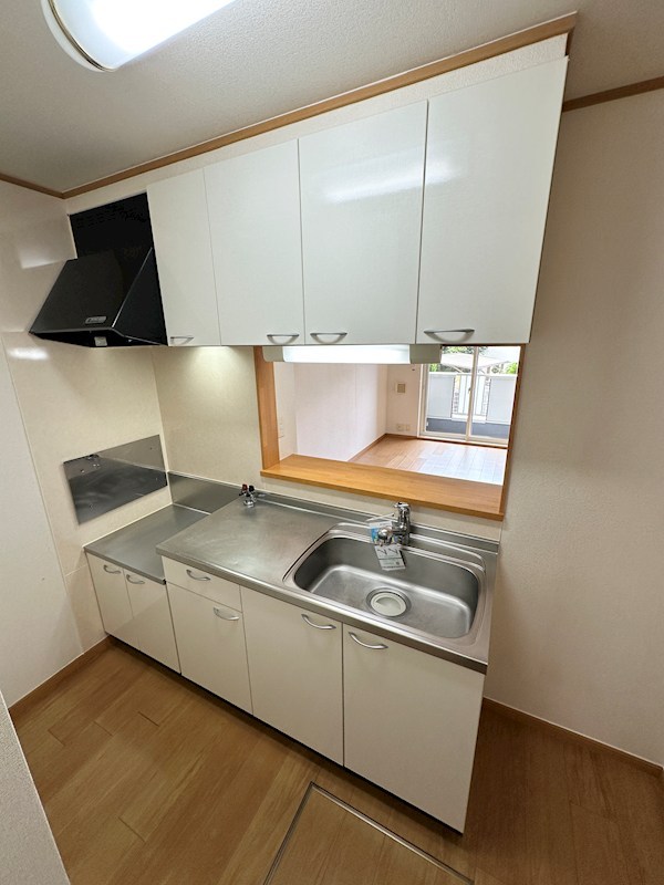 ラッフィナート・カーサ壱番館  キッチン