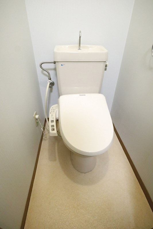 ベーラ・ドーモ・アキラ その他1