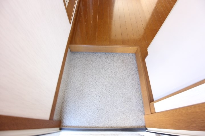 ビラ高倉 玄関